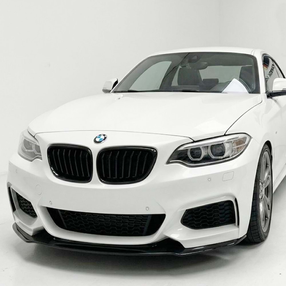 BMW F22 2013+ - Tampon Splitter/Ön, A Plus Kerscher V1 Stil, Piano Black Parlak Ürün Yüzeyi, Vakum