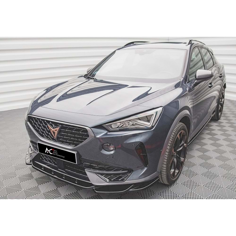 Seat Cupra Formentor Mk1 2020+ - Tampon Lipi/Ön, A Plus Cupra V1 Stil, Piano Black Parlak Ürün Yüzeyi, Vakum