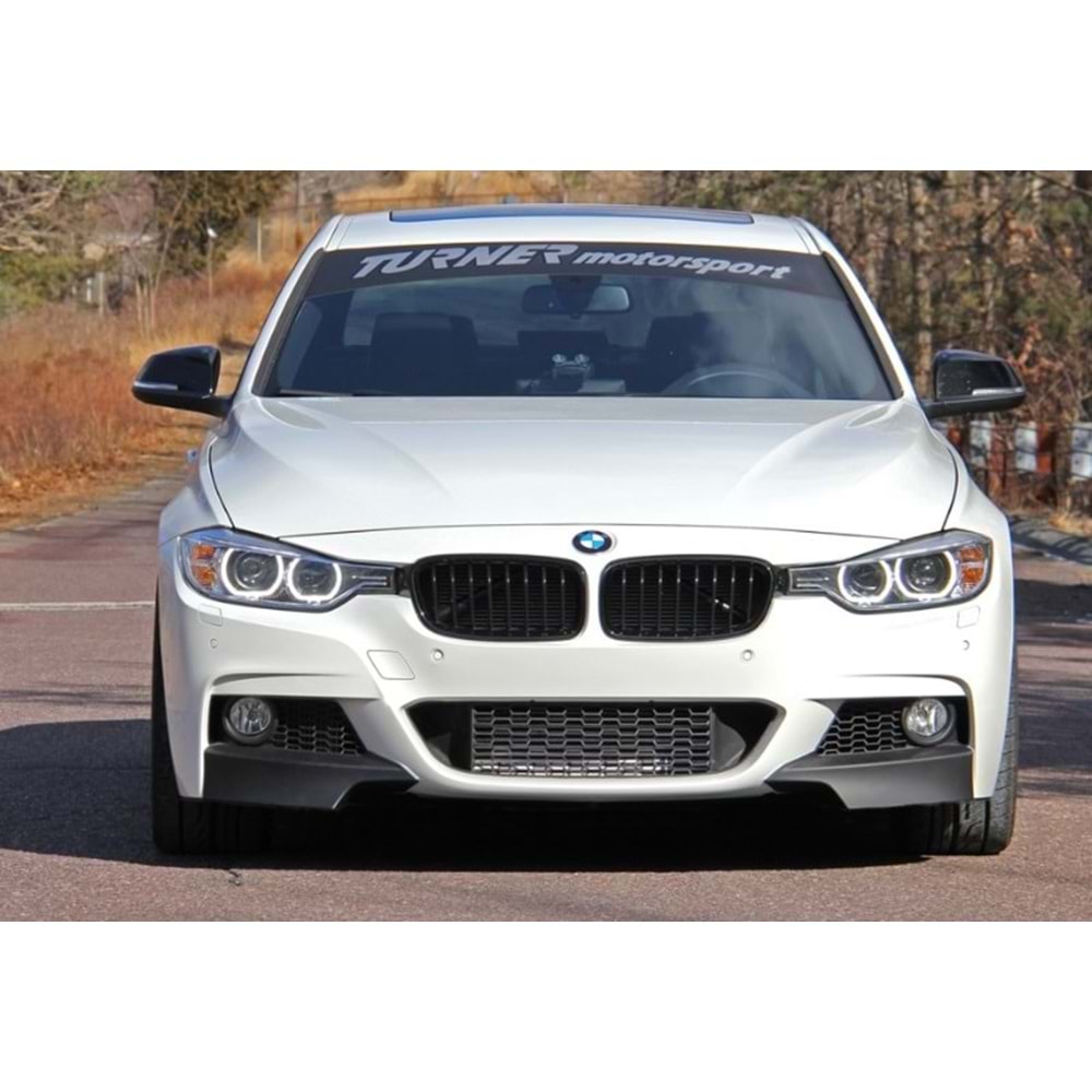 BMW F30 2012+ - Tanpon Flap/Ön, M Performance V1 Stil, Piano Black Ürün Yüzeyi, Vakum, Set