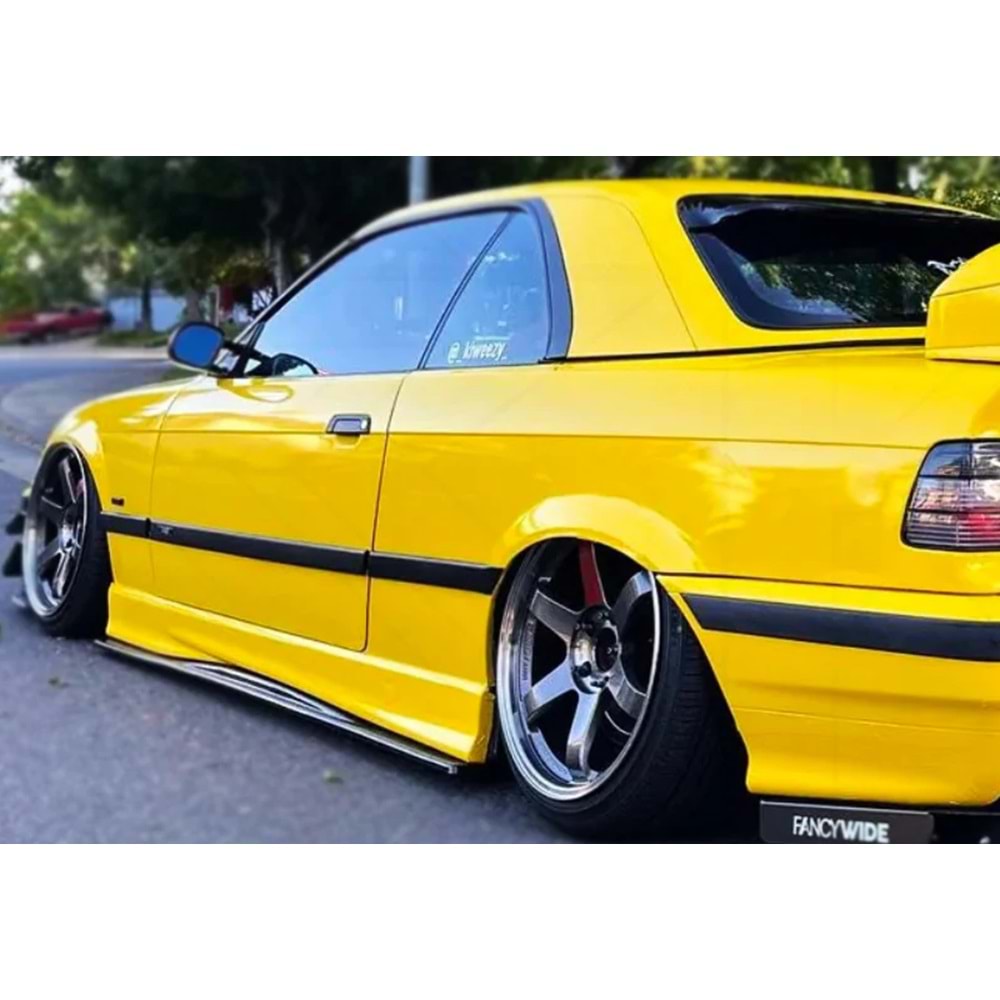 BMW E36 1990+ - Marşpiyel Çıta/Yan Alt, B Plus M3 V1 Style, Piano Black Ürün Yüzeyi, Vakum, Set