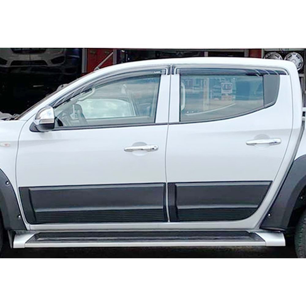 Mitsubishi L200 5 2015+ - Kapı Üzeri Kaplaması A Plus+ Sport Line Stil, Mat Siyah Ürün Yüzeyi Vkm. Set