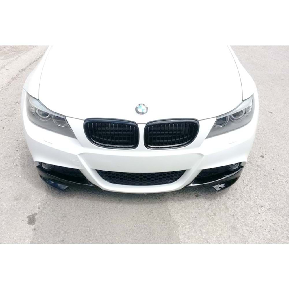 BMW E90 LCI 2008+ - Ön Flap M Performance V1 Stil, Piano Black Yüzey Vakum Set