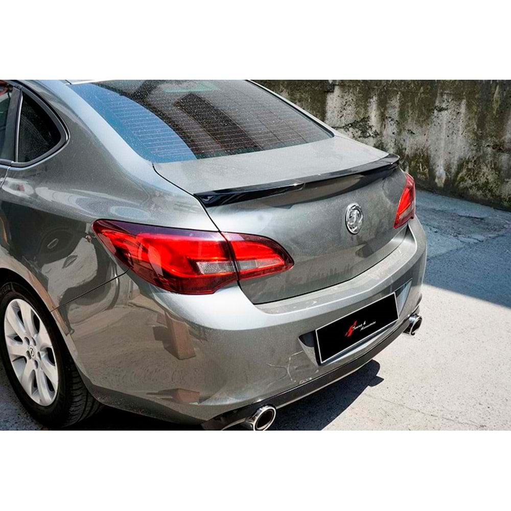 Opel Astra J SD 2011+ - Spoiler RS Stil Bagaj Üzeri, Piano Black FRP