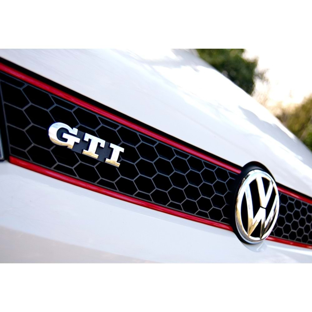 VW Polo Mk5 2009+ - Panjur GTI Stil, Kırmızı Şerit Piano Black Izgara ABS