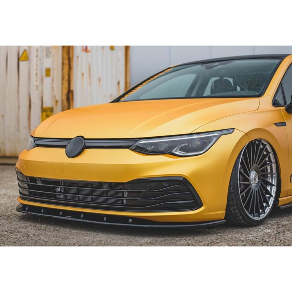 VW Golf Mk8 2019+ - Tampon Lipi/Ön, A Plus Std. Line V1, Piano Black Parlak Ürün Yüzeyi, Vakum
