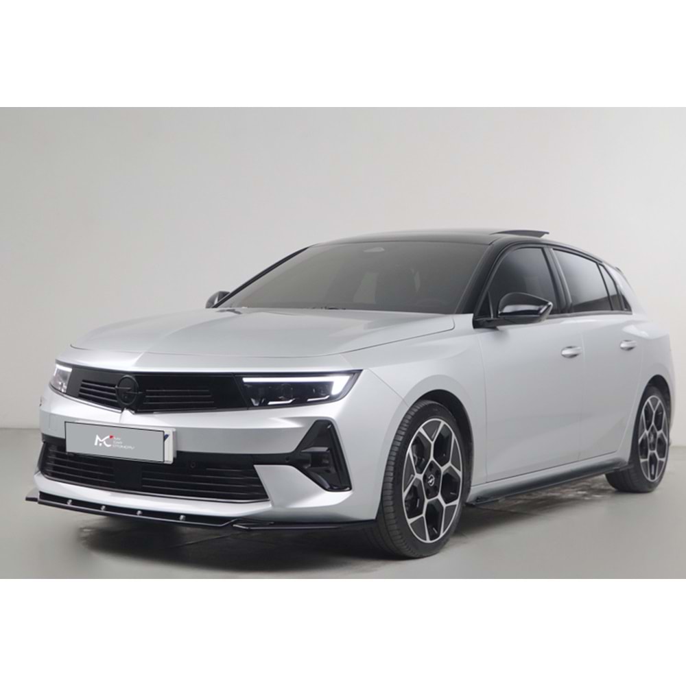 Opel Astra L 2020+ - Tampon Lipi/Ön, A Plus Std. Line V1 Stil, Piano Black Parlak Ürün Yüzeyi, Vakum