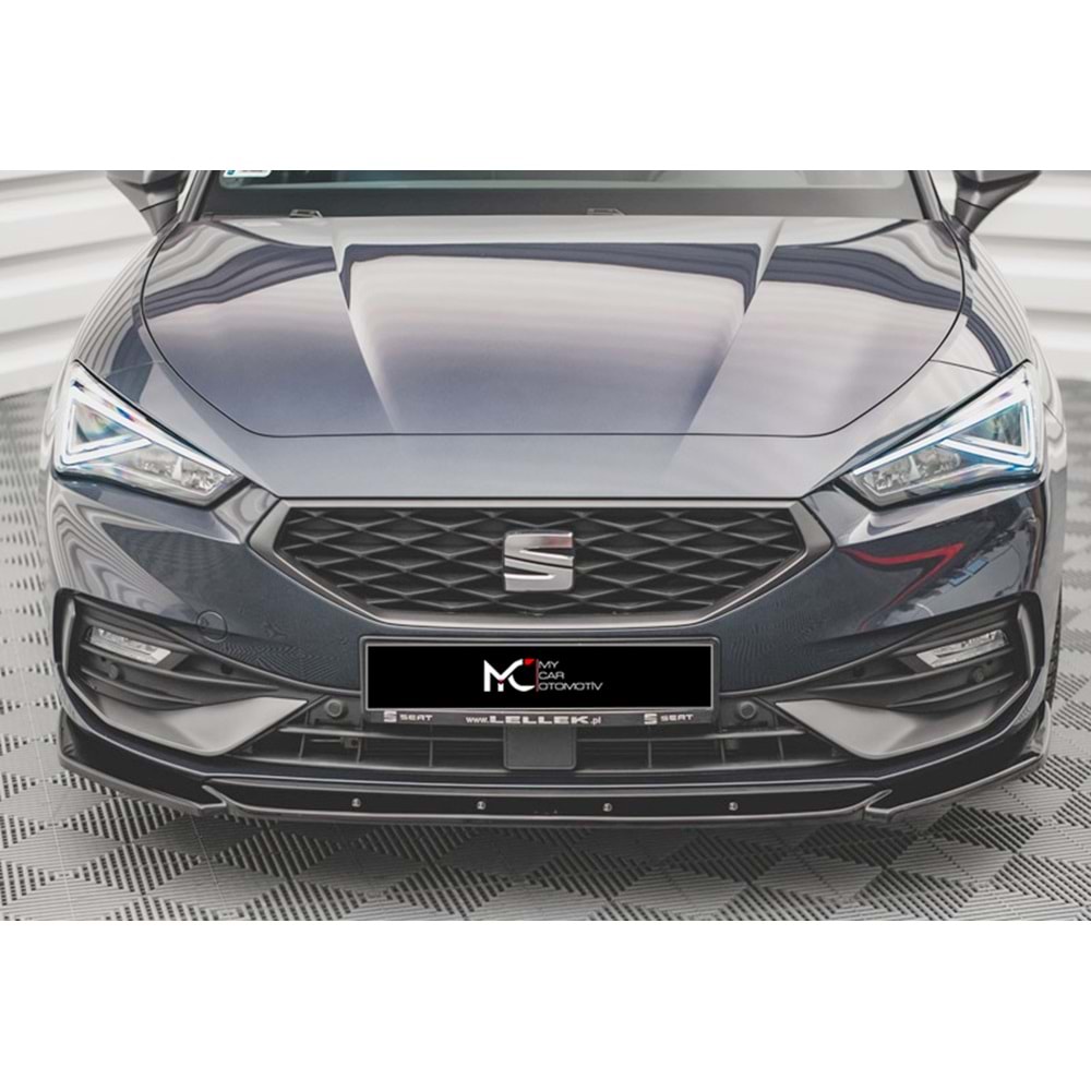 Seat Leon Mk4 2020+ - Tampon Lipi/Ön, A Plus FR V2 Stil, Piano Black Parlak Ürün Yüzeyi, Vakum