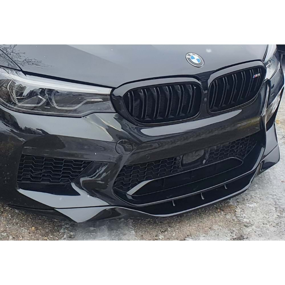 BMW F90 M5 2017+ - Ön Splitter A Plus+ M5 RKP V1 Stil, Piano Black Parlak Yüzey Vkm.