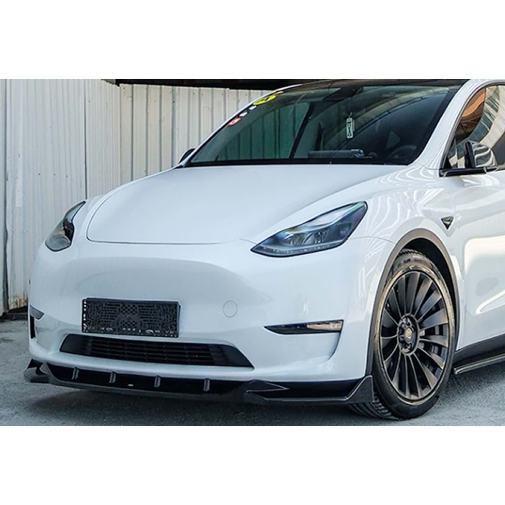 Tesla Model Y 2020+ - Tampon Lipi/Ön, A Plus Std. Line V1 Stil, Piano Black Parlak Ürün Yüzeyi, Vakum