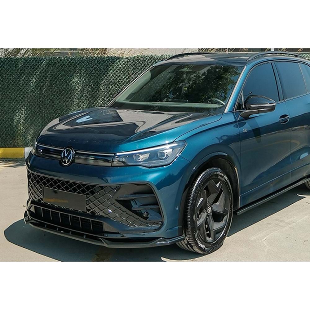 VW Tiguan Mk3 2024+ - Tampon Lipi/Ön, A Plus R Line V1 Stil, Piano Black Parlak Ürün Yüzeyi, Vakum