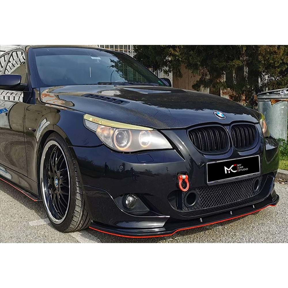 BMW E60 2003+ - Tampon Lipi/Ön, B Plus M Pack V1 Stil, Piano Black Parlak Ürün Yüzeyi, Vakum