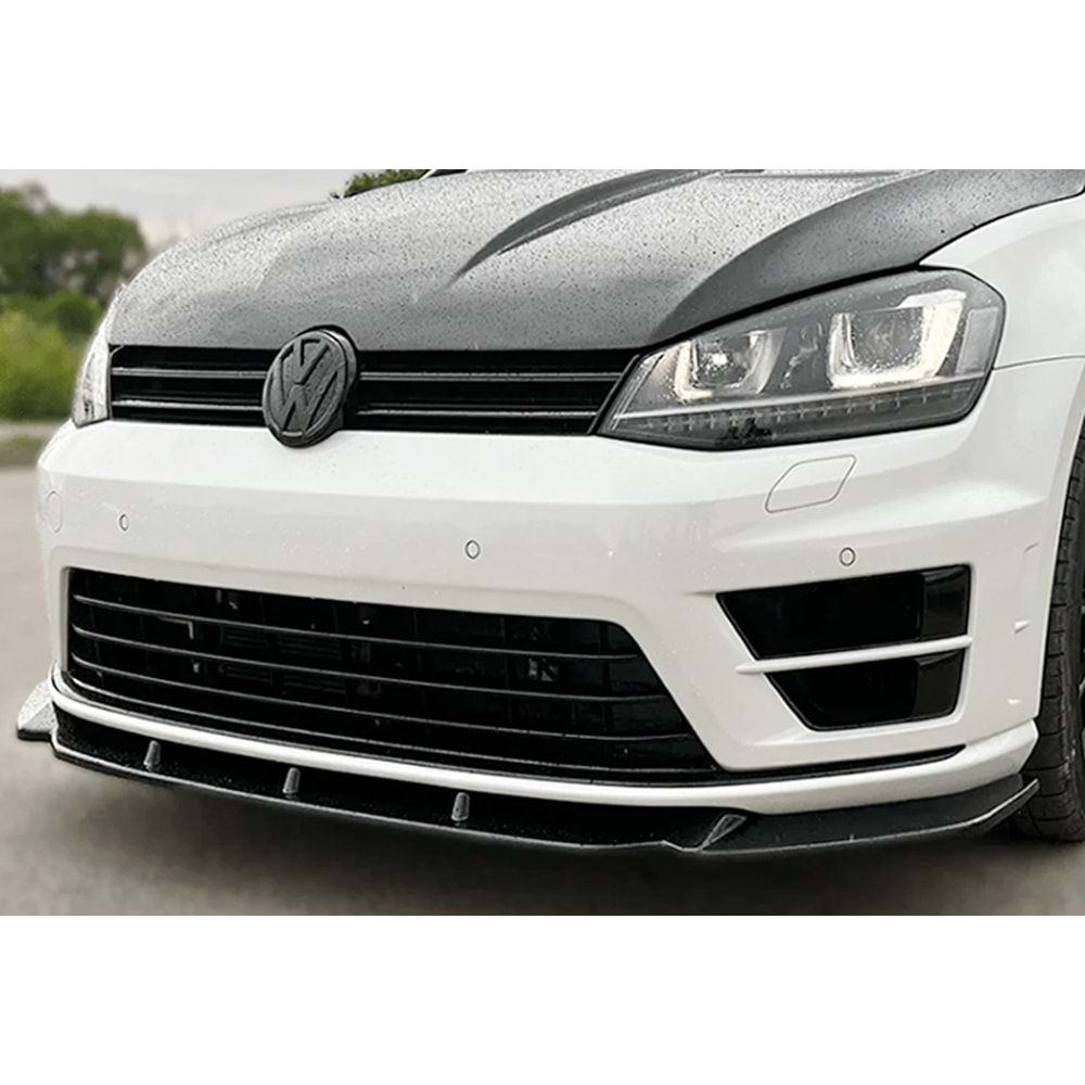 VW Golf Mk7 2012+ - Tampon Lipi/Ön, B Plus R V2 Stil, Piano Black Parlak Ürün Yüzeyi, Vakum