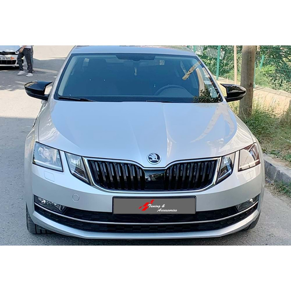 Skoda Octavia Mk3 2013+ - Ayna Kapağı Batman V1 Stil Yapıştırma, Piano Black Ürün Yüzeyi ABS Set