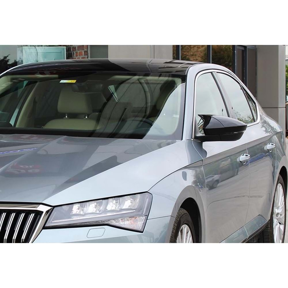 Skoda Superb Mk3 2015+ - Ayna Kapağı Batman V1 Stil Yapıştırma , Piano Black ABS Set