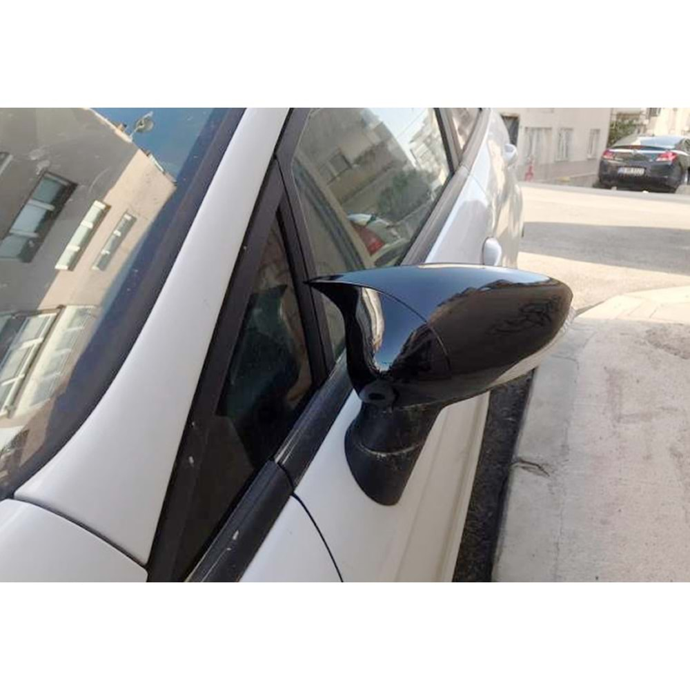 Ford Fiesta Mk6 2008+ - Ayna Kapağı Batman V1 Stil Yapıştırma, Piano Black Ürün Yüzeyi ABS Set