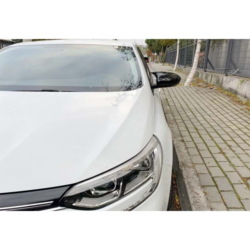 Renault Megane 4 2016+ - Ayna Kapağı Batman V1 Stil Yapıştırma, Piano Black Ürün Yüzeyi ABS Set