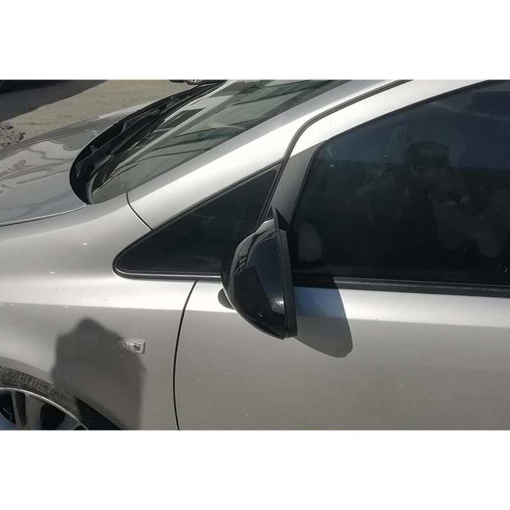 Opel Corsa D 2006+ - Ayna Kapağı Batman V1 Stil Yapıştırma , Piano Black ABS Set