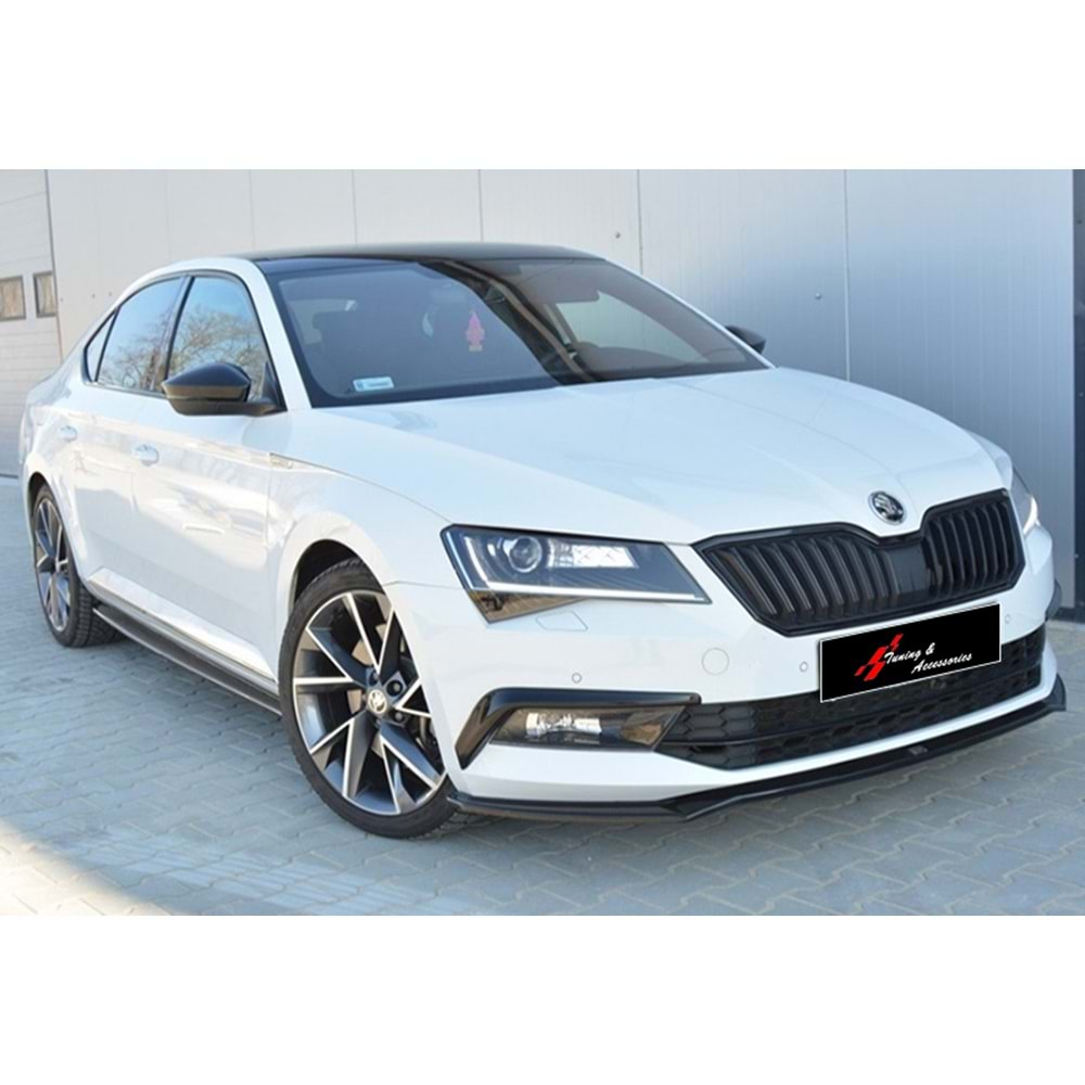 Skoda Superb Mk3 2015+ - Ön Lip Elite V2 Max Design, Piano Black Ürün Yüzeyi, Vkm.