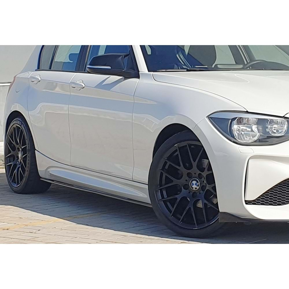 BMW F20 2011+ - Marşpiyel Alt Çıta B Plus M Performance V1 Stil 3 mm, Piano Black Ürün Yüzeyi Vkm. Set