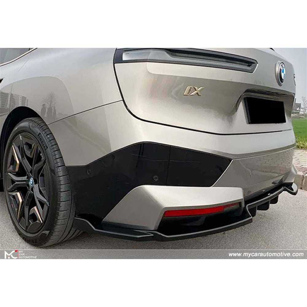 BMW i20 2021+ - Difüzör/Arka A Plus M Pack V1 Stil, Piano Black Parlak Ürün Yüzeyi, Vkm.