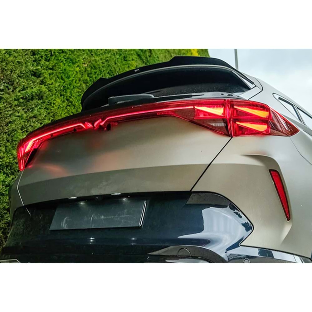 Seat Cupra Formentor Mk1 2020+ - Spoiler, A Plus Cupra V1 Stil, Cam Altı, Piano Black Parlak Ürün Yüzeyi, Vakum