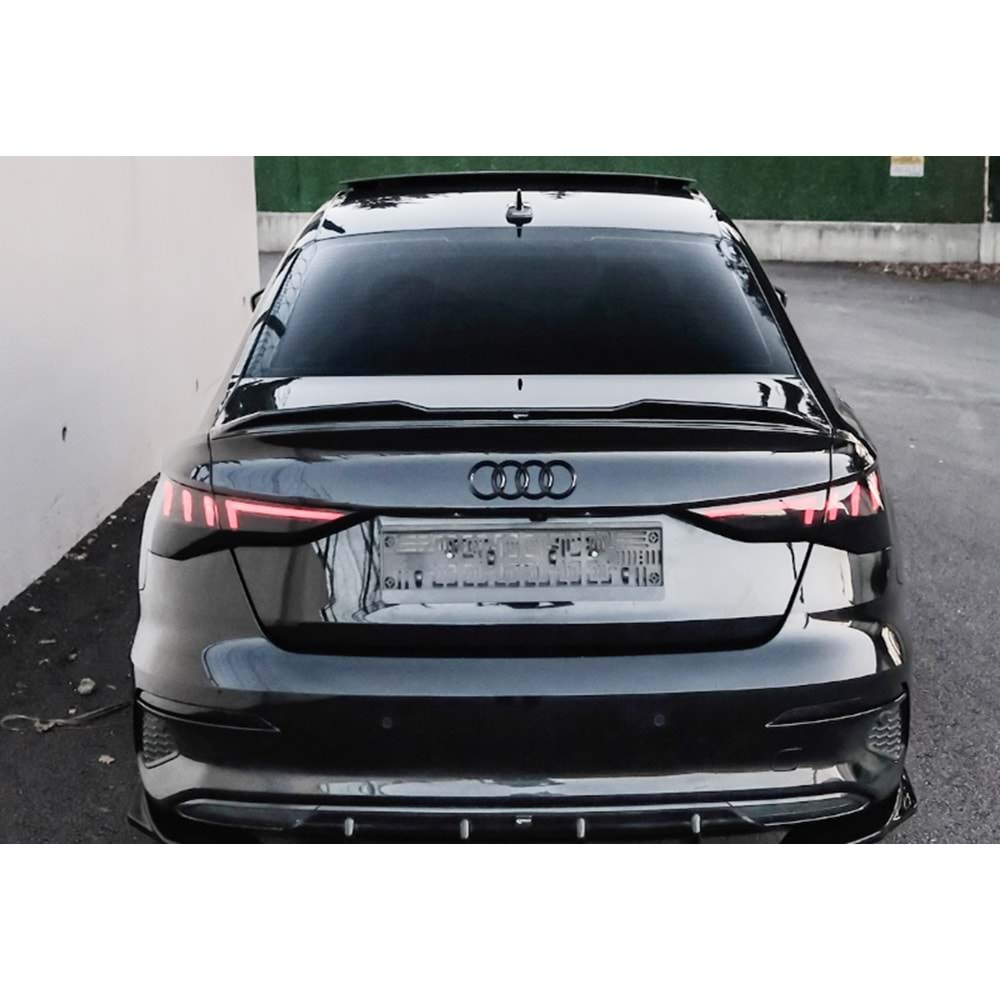 Audi A3 S 8Y SB/SD 2020+ - Spoiler, A Plus S3/S Line V1 Cap Stil, Tavan üzeri, Çift Taraflı Piano Black Parlak Ürün Yüzey, Vakum