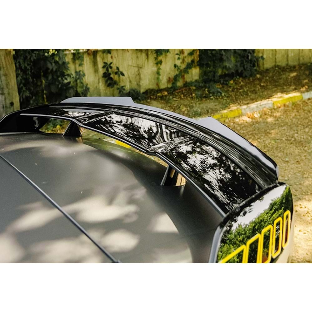 M. Benz W177 A45 2018+ - Spoiler, A Plus A45 S Aero Pack Cap V1 Stil, Tavan üzeri, Çift Taraflı Piano Black Parlak Ürün Yüzeyi, Vakum
