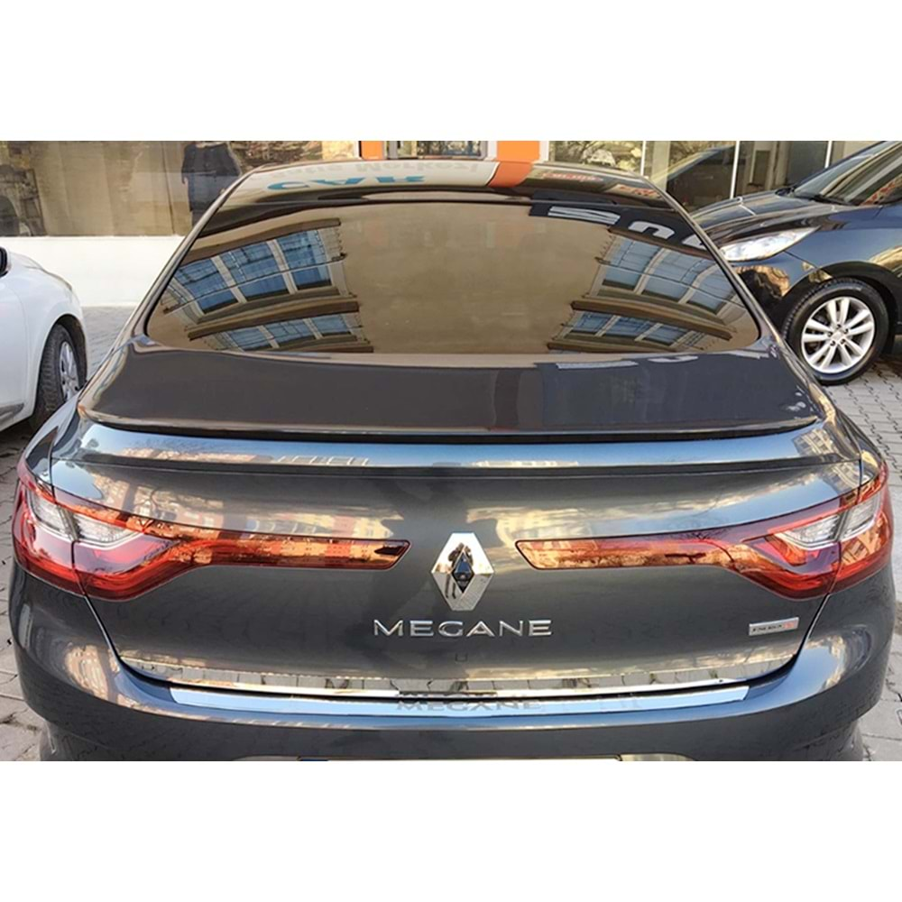 Renault Megane 4 SD 2016+ - Spoiler Oem Anatomik V1 Stil Bagaj Üzeri, Parlak Siyah Ürün Yüzeyi Akrilik