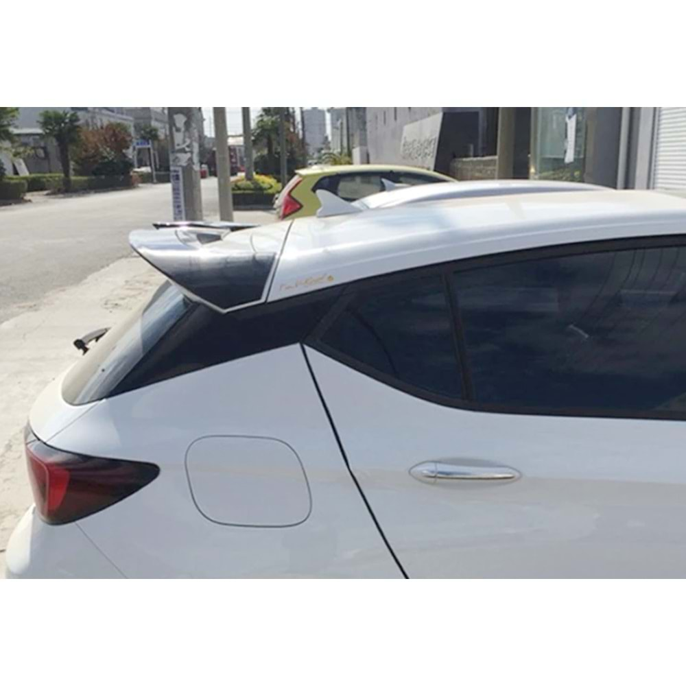 Opel Astra K 2015+ - Spoiler Oettinger V2 Stil, Tavan Üzeri, Piano Black Boyalı Ürün Yüzeyi, ABS