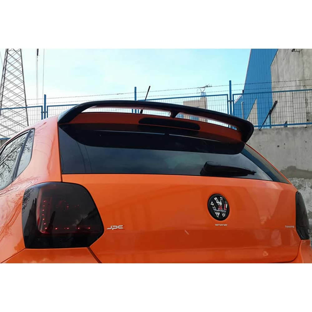 VW Polo Mk5 2009+ - Spoiler Sport V2 Stil Tavan Üzeri, Piano Black Boyalı Ürün Yüzeyi, ABS