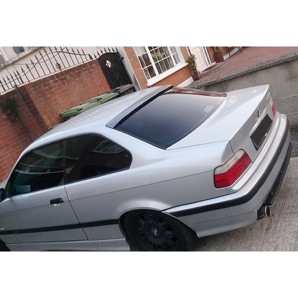 BMW E36 2D 1990+ - Spoiler, Rieger Stil, Tavan Üzeri, Piano Black Boyalı Ürün Yüzeyi, FRP