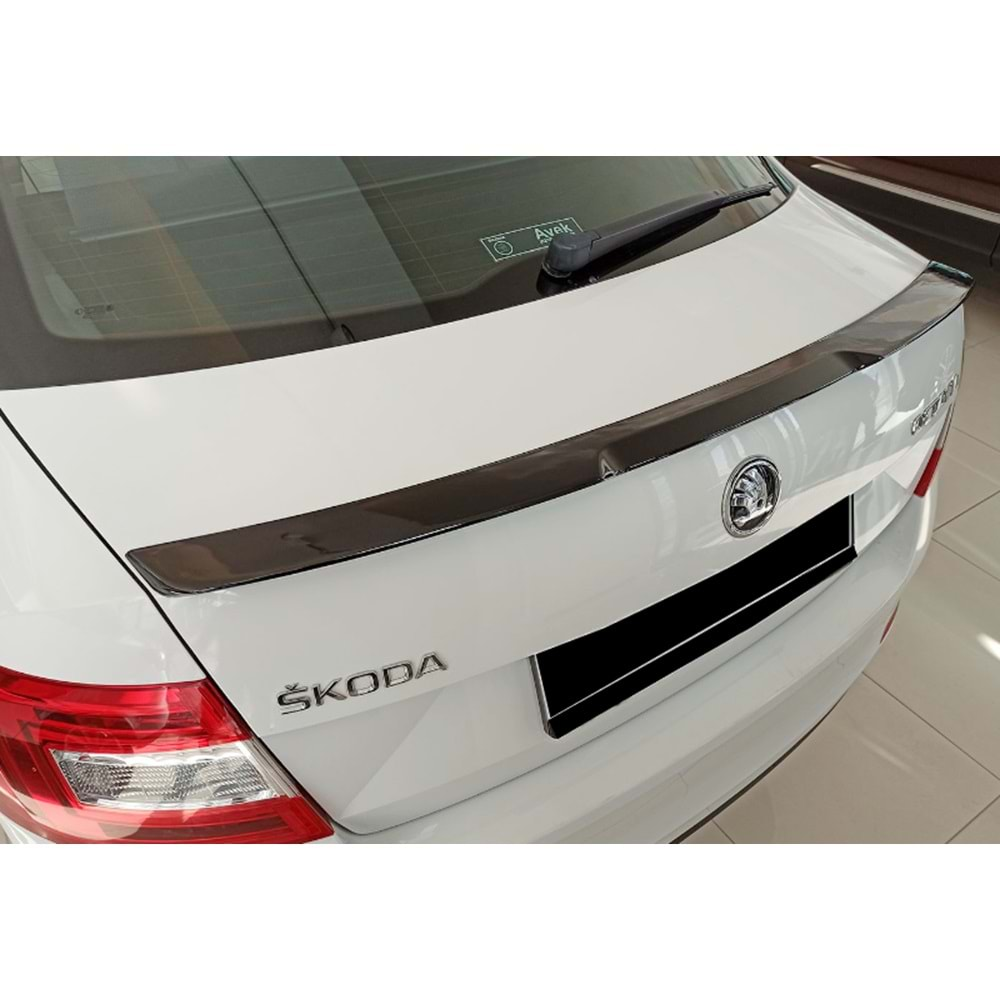 Skoda Octavia Mk3 2013+ - Spoiler M4 V2 Stil Bagaj Üzeri, Piano Black Boyalı Ürün Yüzeyi, ABS