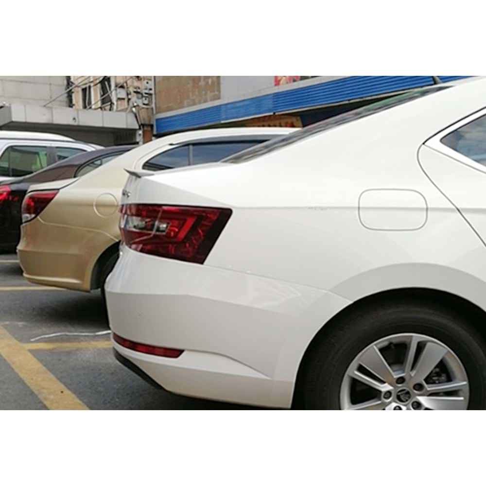 Skoda Superb Mk3 2015+ - Spoiler M4 V2 Stil Bagaj Üzeri, İşlemsiz Ham Yüzey ABS