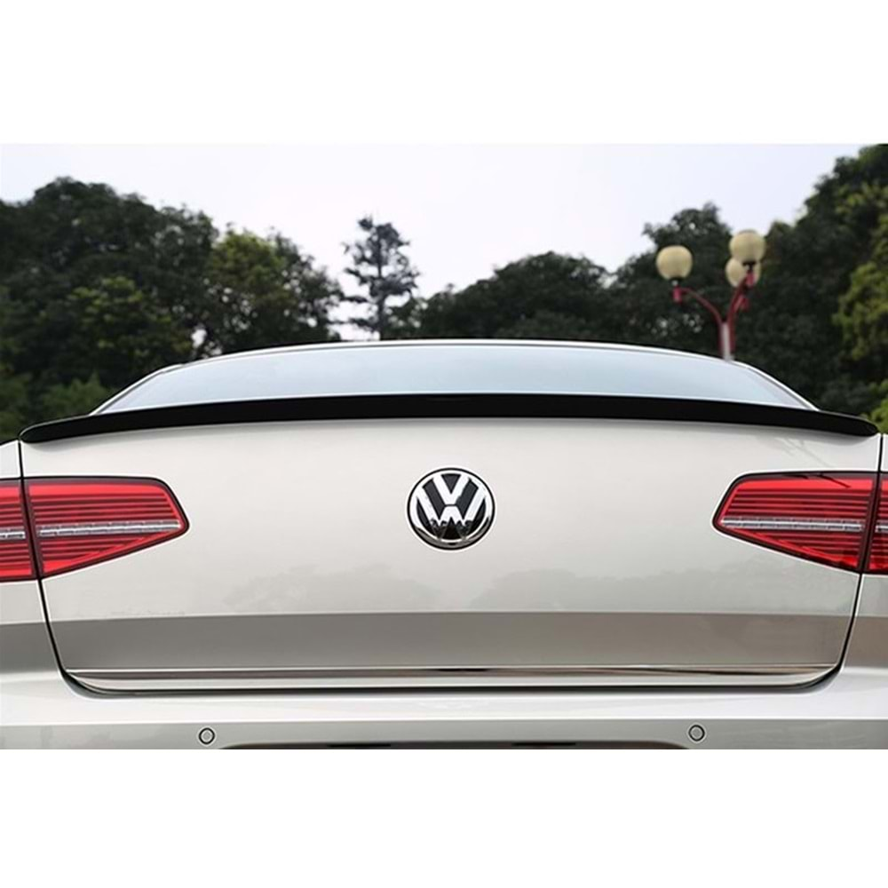 VW Passat B8 2015+ - Spoiler Anatomik Oem V2 Stil Bagaj Üzeri, Piano Black Boyalı Ürün Yüzeyi, ABS