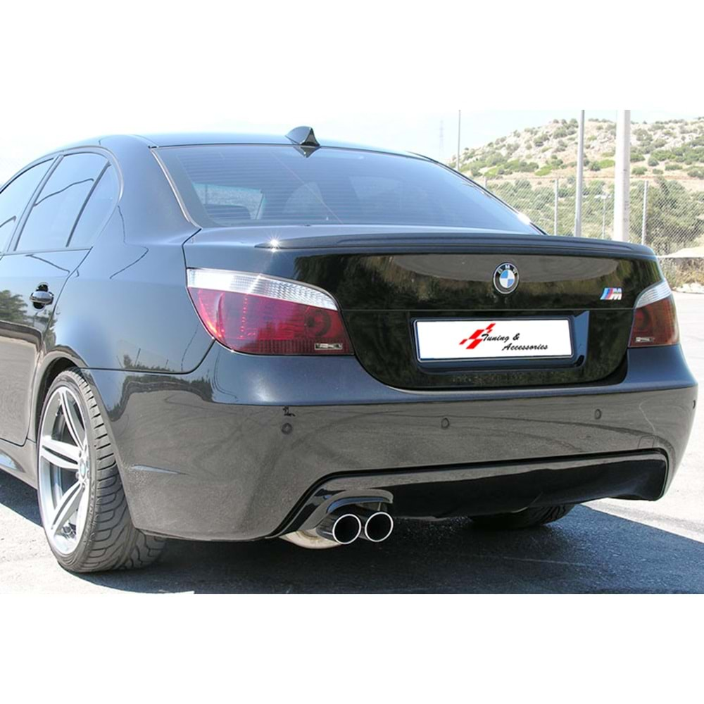 BMW E60 2003+ - Spoiler M Performance V2 Stil Bagaj Üzeri, Piano Black Boyalı Ürün Yüzeyi ABS