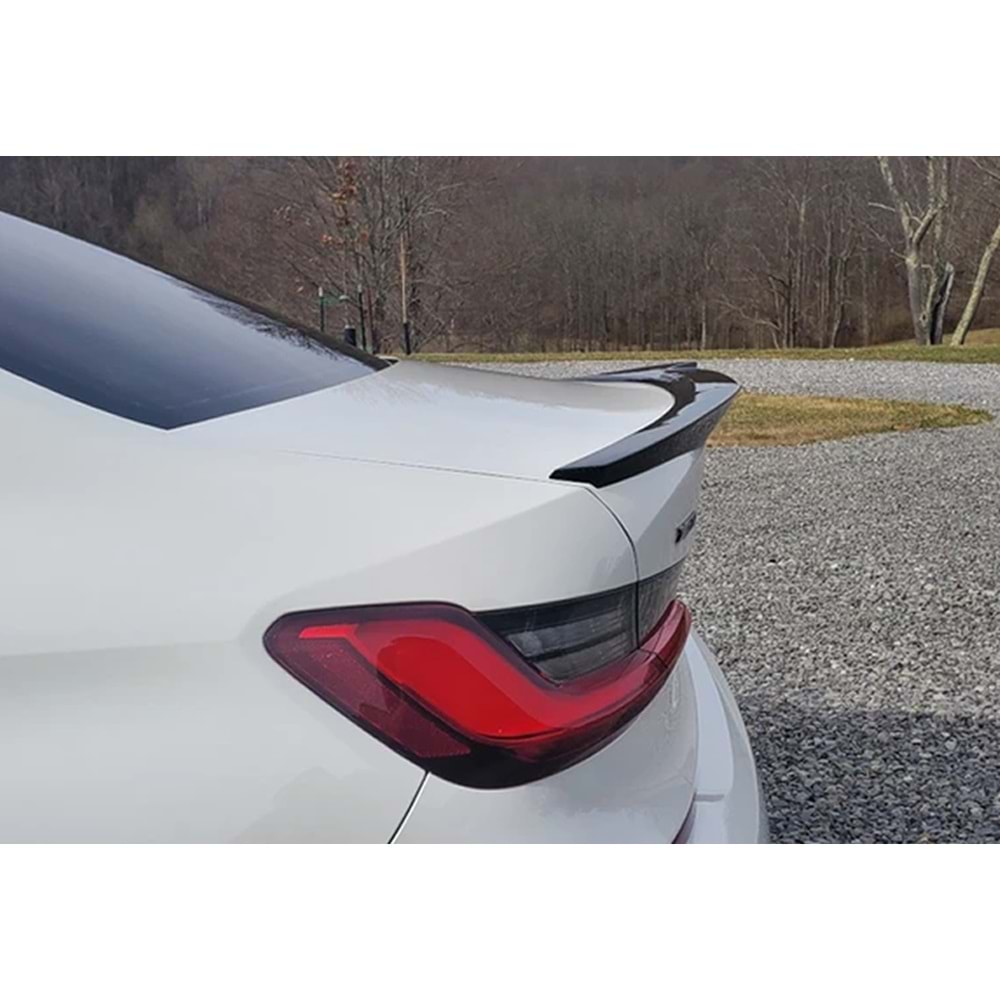 BMW G20 2019+ - Spoiler M4 V2 Stil Bagaj Üzeri, Piano Black Boyalı Ürün Yüzeyi ABS