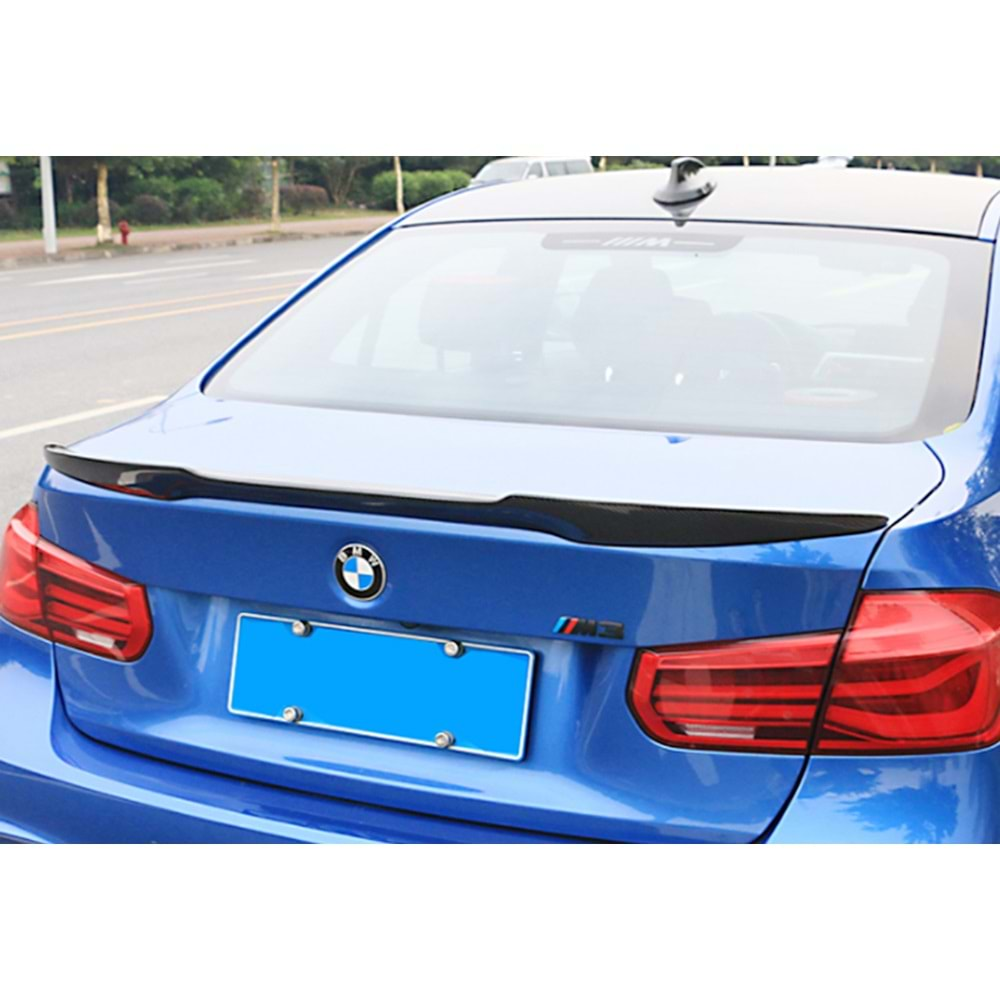 BMW F30 2012+ - Spoiler M4 V1 Stil Bagaj Üzeri, Piano Black Boyalı Yüzey ABS