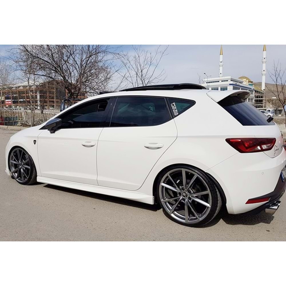 Seat Leon Mk3 2012+ - Marşpiyel/Yan B Plus Aero V1 Stil, Mat Siyah Ürün Yüzeyi, Vakum, Set