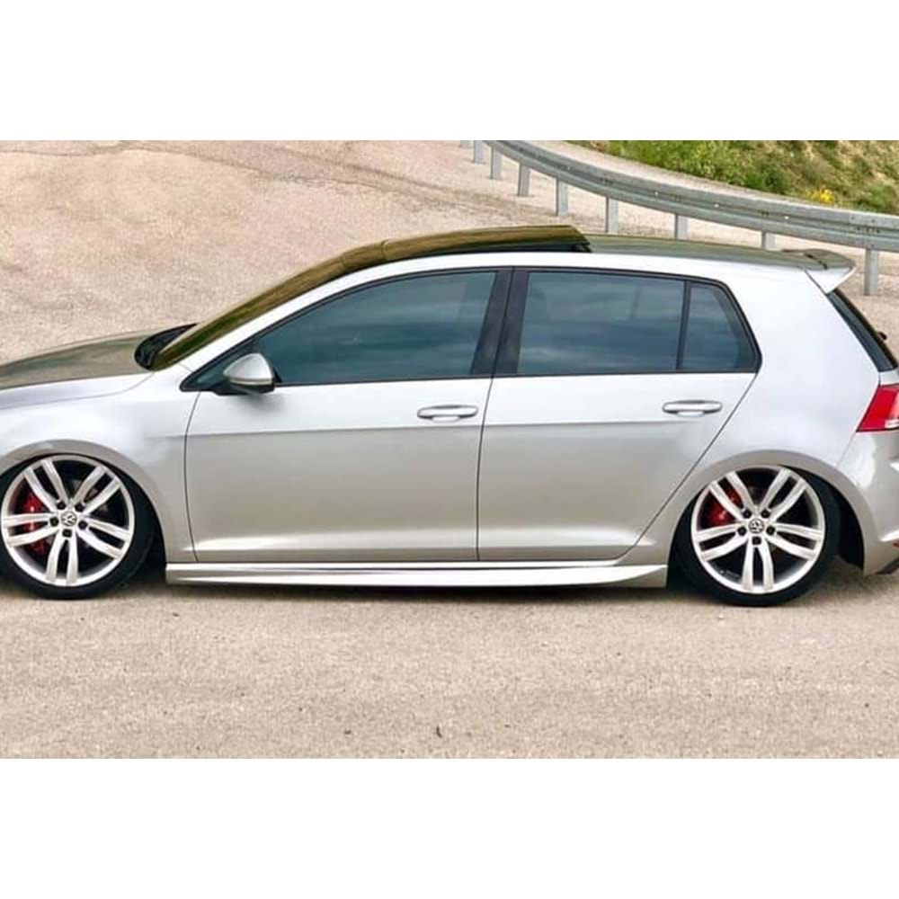 VW Golf Mk7 2012+ - Marşpiyel/Yan B Plus Aero V1 Stil, Mat Siyah Ürün Yüzeyi, Vakum, Set