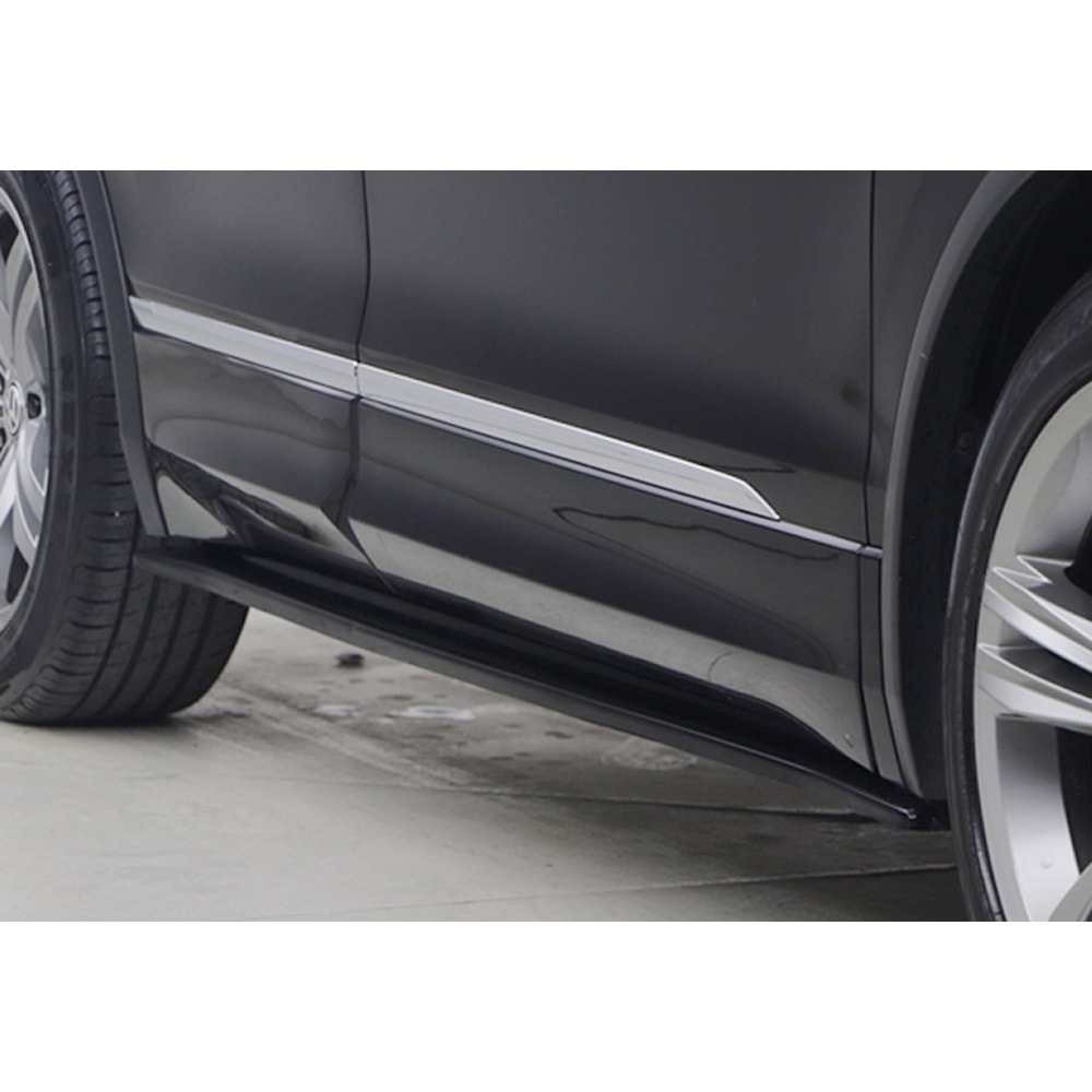 VW Tiguan Mk2 2016+ - Marşpiyel Çıta/Alt, A Plus R Line V1 Stil, Piano Black Parlak Ürün Yüzeyi, Vakum, Set