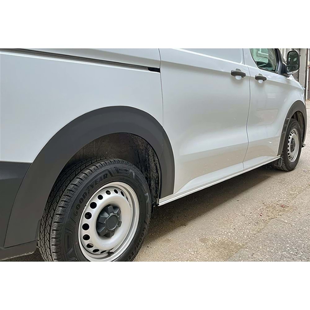 Ford Tran./Tour. Custom Mk2 2023+ - Çamurluk Kaplaması/Üst, A Plus Std. Line V1 Stil, Mat Siyah Ürün Yüzeyi, Vakum, Set