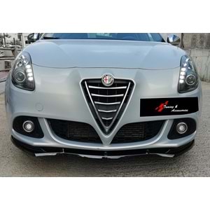 A. Romeo Guilietta 2010+ - Tampon Lipi/Ön, B Plus Basic V1 Style, Piano Black Ürün Yüzeyi, Vakum