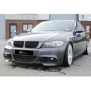 BMW E90 LCI 2008+ - Ön Flap M Performance V2 Stil, Piano Black Vkm. Set