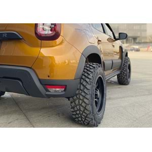 Dacia Duster 2 2018+ - Protector Body Kit A Plus+ Oem Stil, Mat Siyah Yüzey Vkm. Set