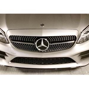 M. Benz W205 FL 2019+ - Panjur Diamond Stil, Piano Black Üst Şerit Krm. İç ABS Set