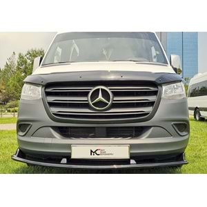 M. Benz W907 3 2019+ - Ön Lip A Plus+ Standart V1 Stil, Piano Black Parlak Ürün Yüzeyi Vkm.