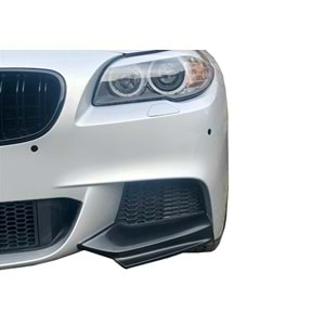 BMW F10 2010+ - Ön Flap A Plus+ M Performance V1 Stil, Piano Black Parlak Yüzey, Vkm., Set