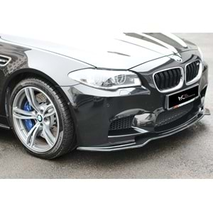 BMW F10 M5 2011+ - Ön Lip Max A Plus+ V2 Stil, Piano Black Parlak Ürün Yüzeyi Vkm.