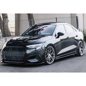 Audi A3 8Y HB/SD 2020+ - Tampon Lip/Lip, A Plus Std. Line V1 Stil, Piano Black Parlak Ürün Yüzeyi, Vakum