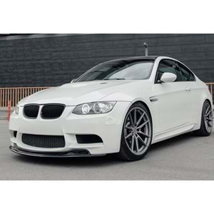 BMW E92 2007+ - Tampon Lipi/Ön, A Plus M3 GTS V2 Stil, Uzun Model, Piano Black Parlak Ürün Yüzeyi, Vakum